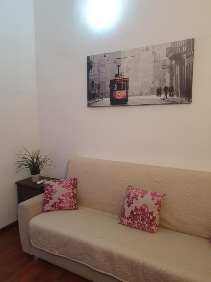 Arena Suite City Centre All Comforts - With Free Parking Garage - Con Parcheggio Incluso - Metro Verde Greenline Moscova Milan Exterior photo
